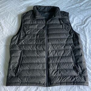 ✨5 for $15✨ Men’s Puffer Vest